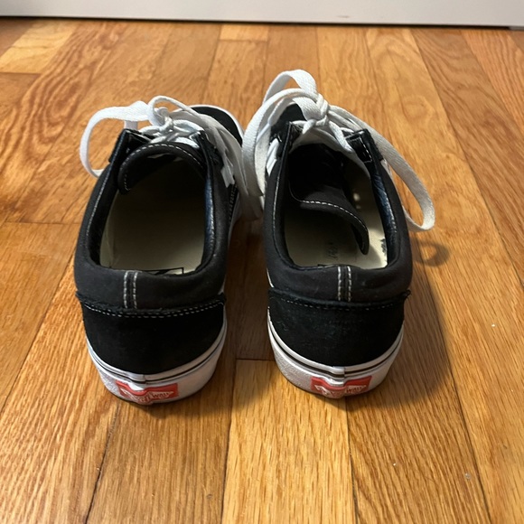 Black old skool vans - Picture 4 of 5